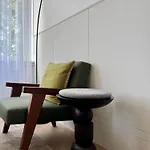 Old Town Whispers Apartment *