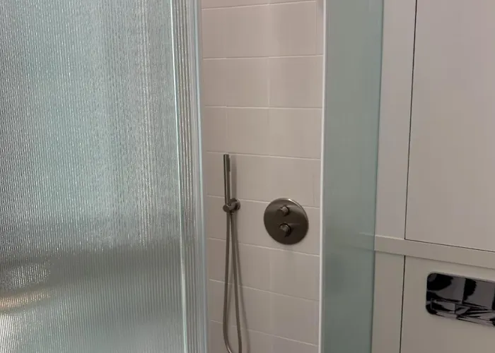 Апартаменты Old Town Whispers *